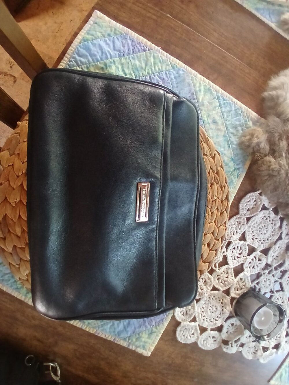 Vintage Hush Puppies leather bag